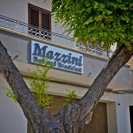 Bed & Breakfast "Mazzini" Леверано Экстерьер фото