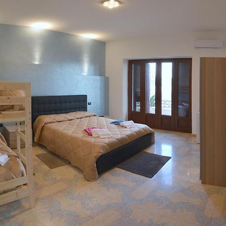 Bed & Breakfast "Mazzini" Леверано Экстерьер фото