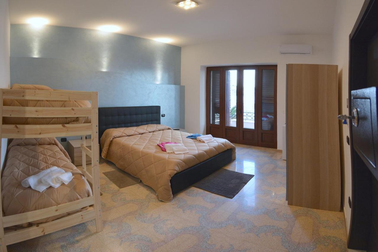 Bed & Breakfast "Mazzini" Леверано Экстерьер фото