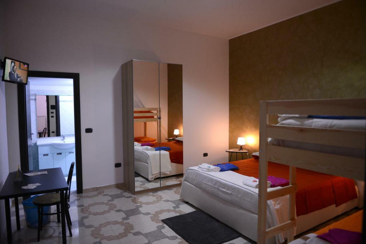 Bed & Breakfast "Mazzini" Леверано Экстерьер фото