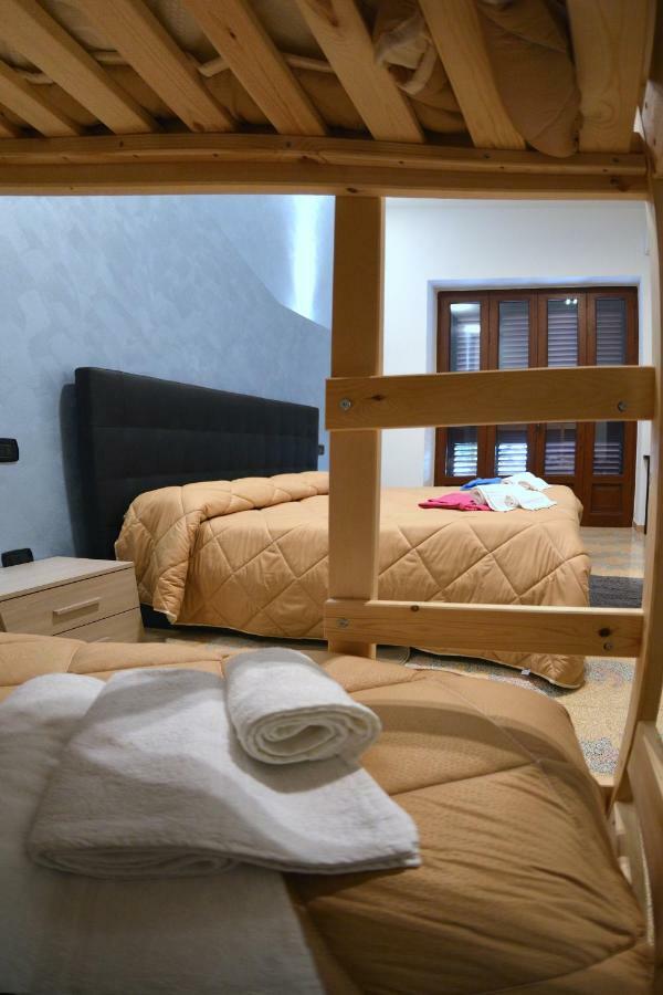 Bed & Breakfast "Mazzini" Леверано Экстерьер фото