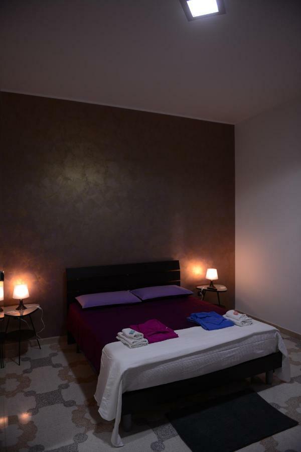 Bed & Breakfast "Mazzini" Леверано Экстерьер фото