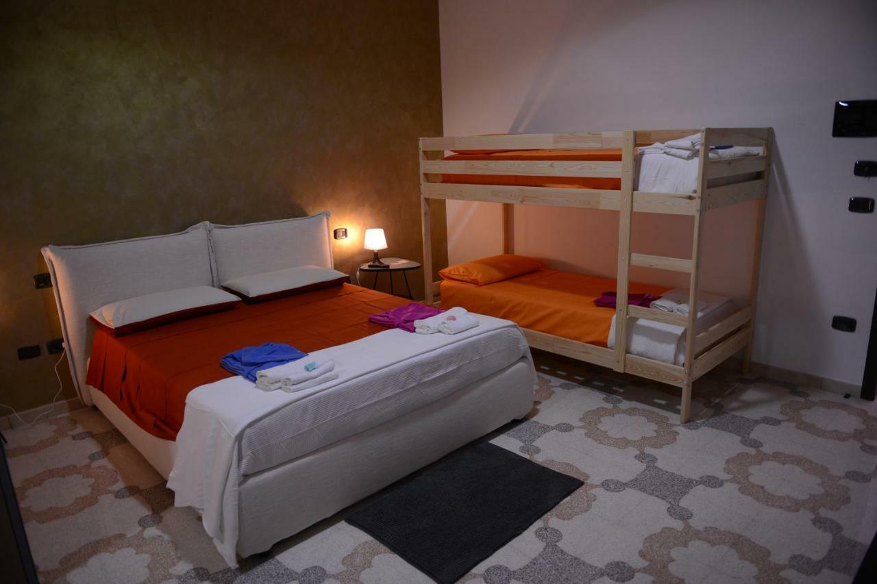 Bed & Breakfast "Mazzini" Леверано Экстерьер фото