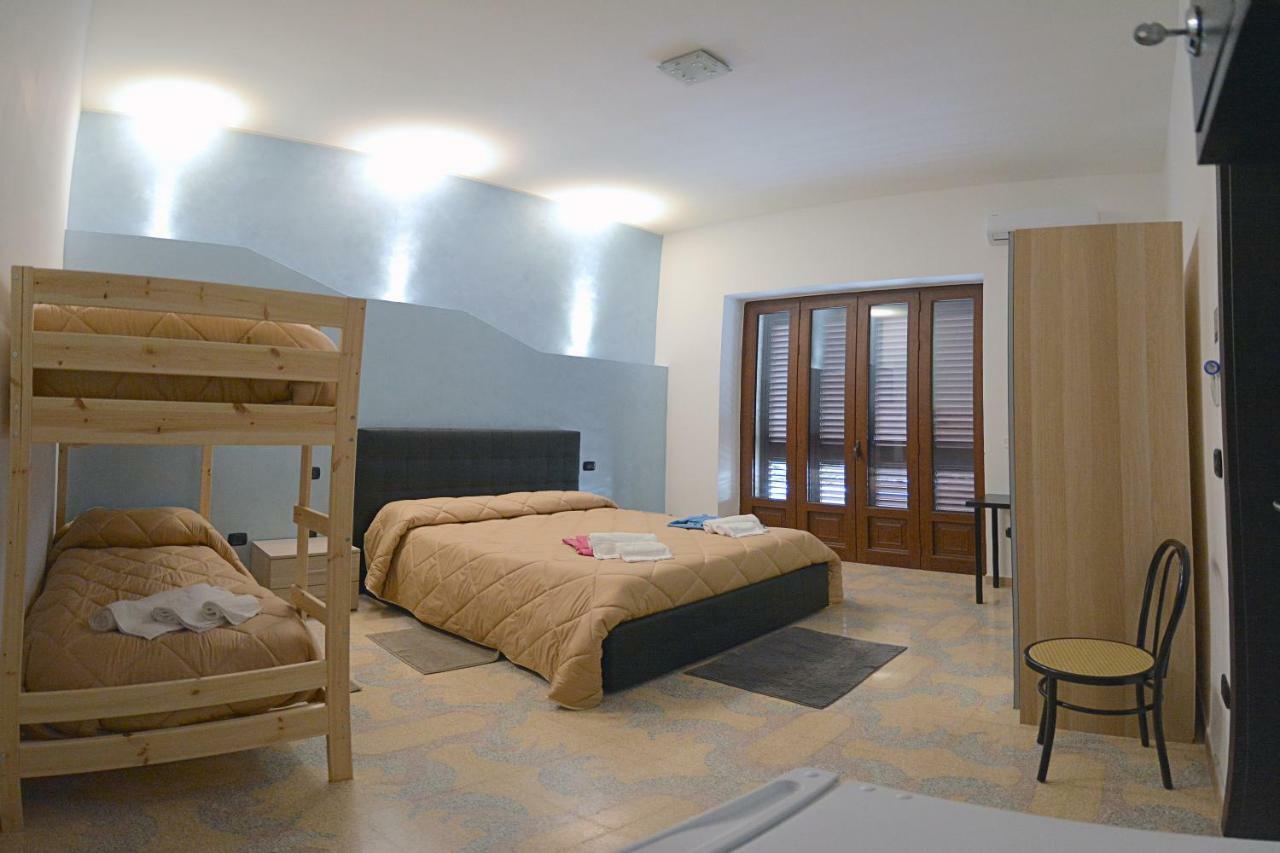 Bed & Breakfast "Mazzini" Леверано Экстерьер фото